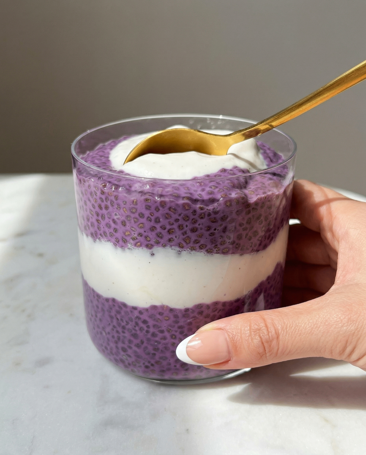 Ube-chiapuuro: Helppo violetti aamiaisresepti